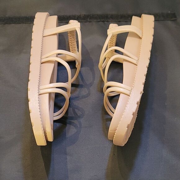 BRAND NEW SOLE MATES LADIES STRAPPY SUMMER SANDALS - Picture 14 of 16